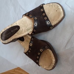 Taryn Rose Open Toe Wooden Sandal Clogs 7.5